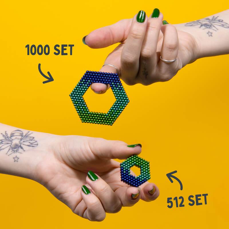 Speks 1000 - Stripes 2.5mm Magnet Balls Soothe